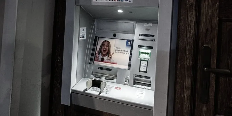 Co zrobić w przypadku nieznanej transakcji w Co Op Bank?