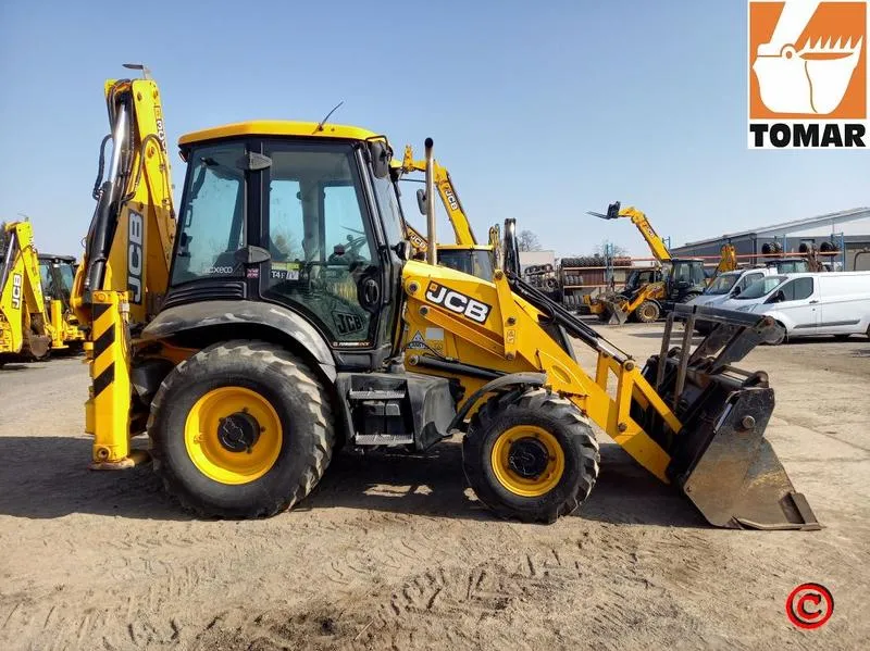 Ile naprawdę można zarobić pracując koparko-ładowarką? Sprawdź!