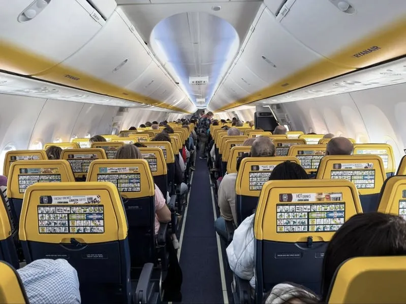Ile ryanair zarabia na jednym locie? Zaskakujące fakty!