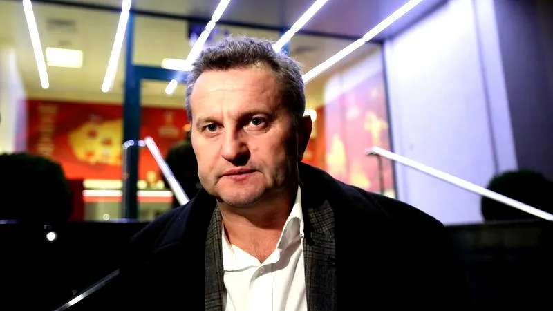 Ile zarabia Konrad Piechocki? Odkrywamy tajemnice jego finansów!