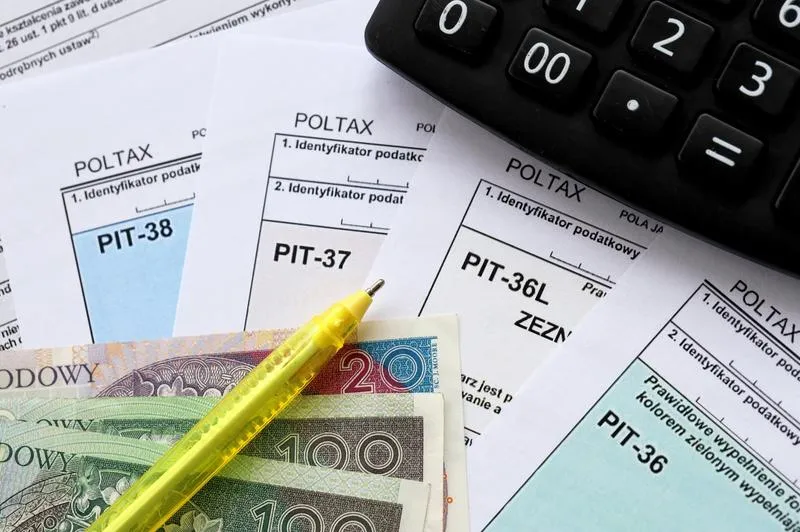 Terminy i miejsca składania PIT 37