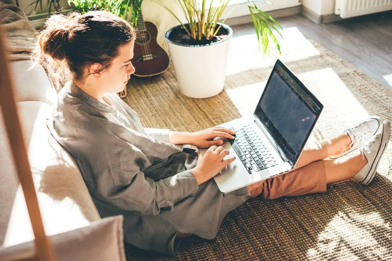 Zarabianie na polskim rynku pracy