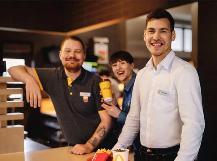 Zarobki w McDonald's